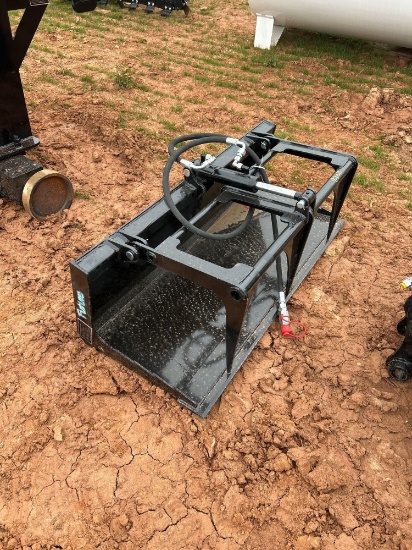 FUTURE 44IN MINI SKID STEER GRAPPLE BUCKET