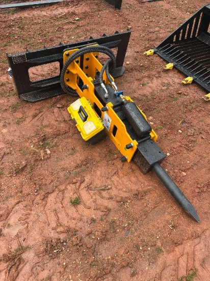 FUTURE SKID STEER HYDRAULIC BREAKER