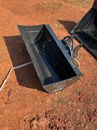 FUTURE 3T 32IN EXCAVATOR SWIVEL BUCKET