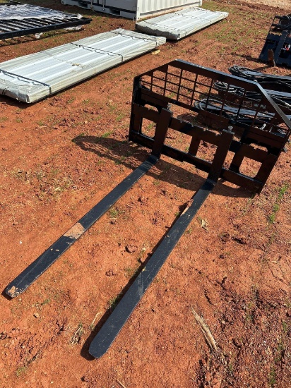 FUTURE 60IN SKID STEER FORK ATTACHMENT