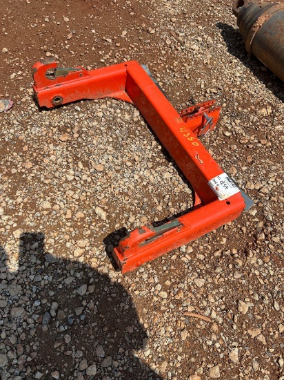 SKID STEER 3PT HITCH ATTACHMENT