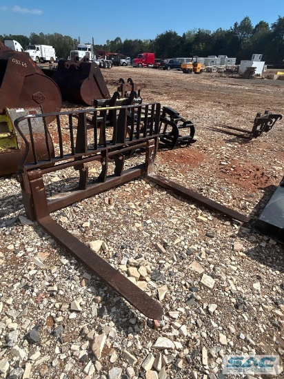 60IN LOADER FORK ATTACHMENT