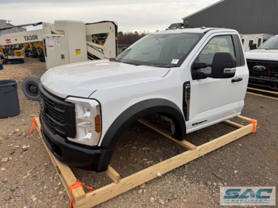 NEW 2024 F550 4x4 REGULAR CHASSIS CAB