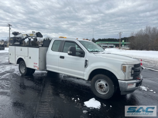 2018 FORD F350 XL EXTENDED CAB MECHANICS TRUCK