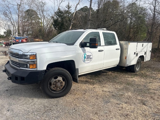 2016 CHEVROLET 4X4 CREW CAB SERVICE BODY TRUCK