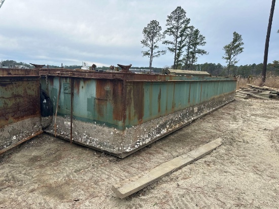 SHUGART 10X40 SECTIONAL BARGE