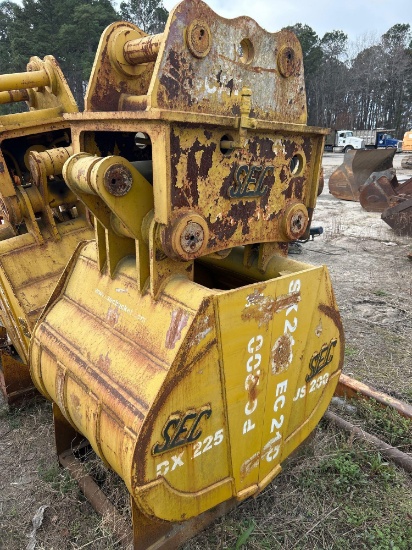 SEC EXCAVATOR CLAM BUCKET ATTACHMENT
