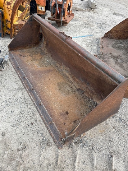 JOHN DEERE U84 84IN SKID STEER BUCKET