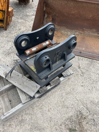 VOLVO EC140 EXCAVATOR COUPLER