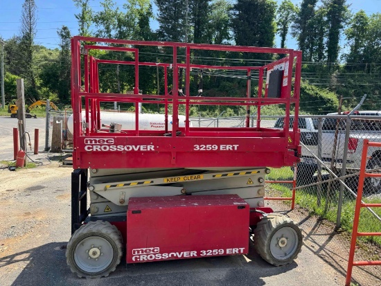 2018 Mec 3259ert Rough Terrain Scissor Lift