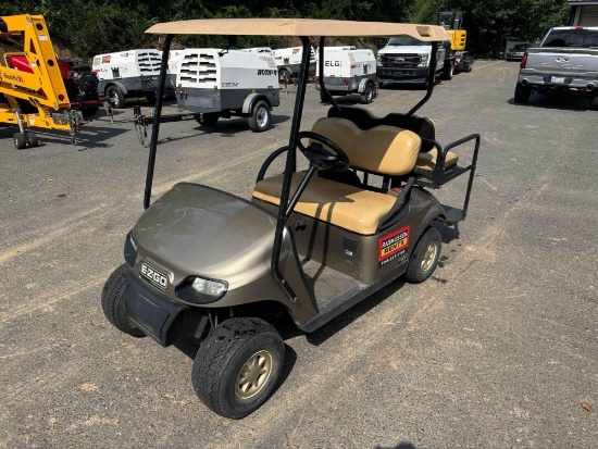 EZ-GO TXT EFI 4 SEATER GOLF CART