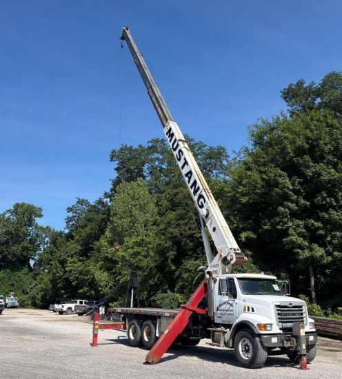 2007 STERLING ACTERRA L7500 SERIES T/A BOOM TRUCK W/ TEREX BT4792 CRANE