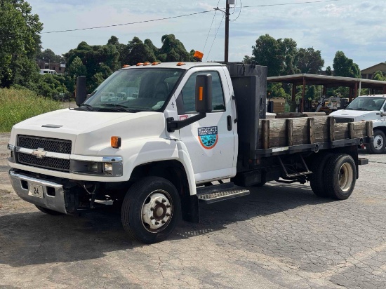 2007 GMC TC5C042 SINGLE CAB FLATBED TRUCK