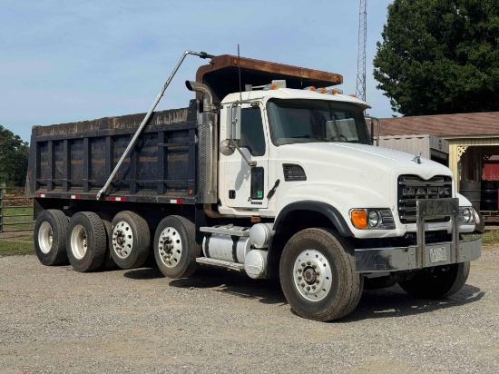 2004 MACK GRANITE 18FT QUAD/A DUMP TRUCK