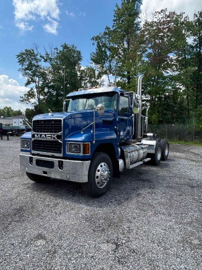 2021 MACK PINNACLE 64T T/A DAY CAB TRUCK TRACTOR