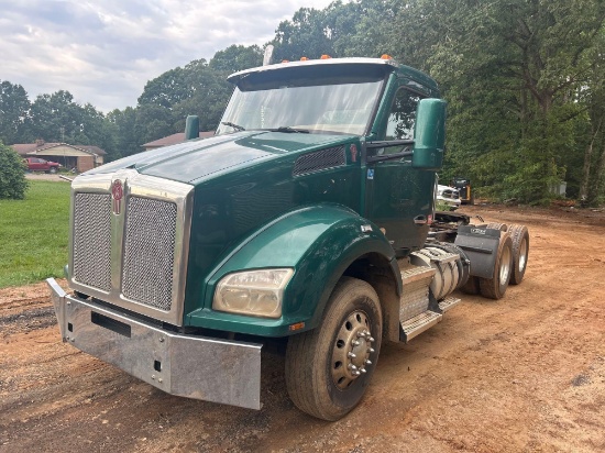 2016 KENWORTH T880 T/A DAY CAB TRUCK TRACTOR