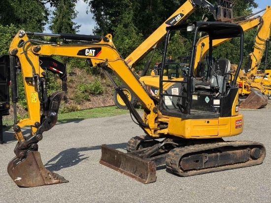2018 Caterpiller 303e Hydraulic Mini Excavator
