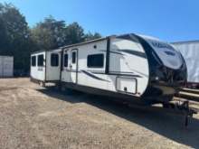 2020 HEARTLAND 40FT T/A BALL HITCH TOW BEHIND CAMPER