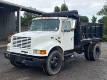 2001 INTERNATIONAL 4700 S/A 10 DUMP TRUCK