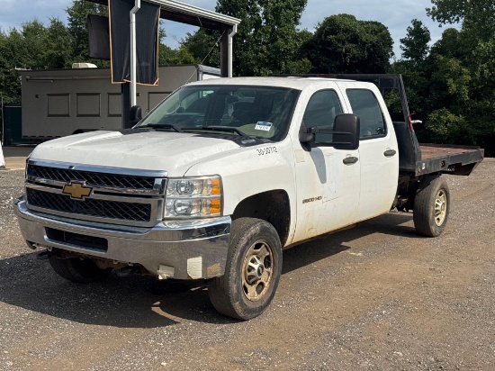 2012 CHEVROLET SILVERADO 2500HD CREW CAB FLATBED TRUCK