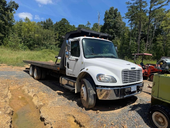 2006 Freightliner M2 T/A Single Cab Rollback Truck