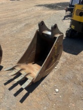 JR 18IN 310K BACKHOE BUCKET