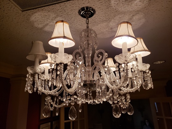 Cut glass chandelier, 8 candles, needs removal