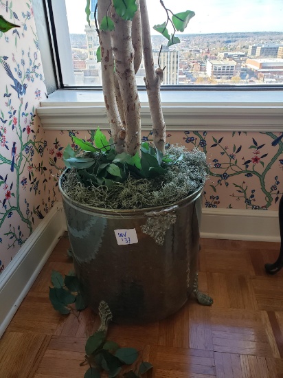 Brass planter