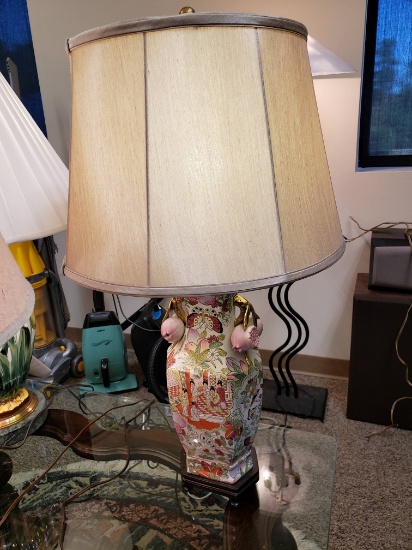 Antique Oriental Vase Lamp Conversion, Ornate Pattern with Geishas, Wood Base, with shade, working