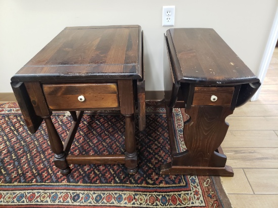 Pair of Ethan Allen Drop Leaf Walnut/Oak Side Tables, Single Drawer, Light Finish Loss