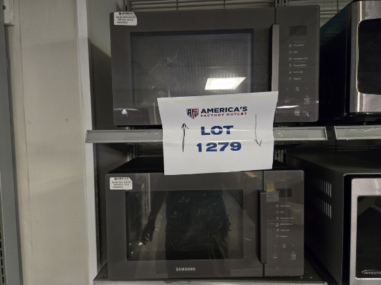 Lot of 3 Samsung Microwaves - 2 Store Displays, 1 Factory Remanufactured In Box