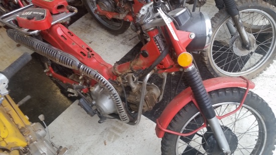 1981 Red Honda Mini-Trail  110 Motorcycle (Missing Parts)