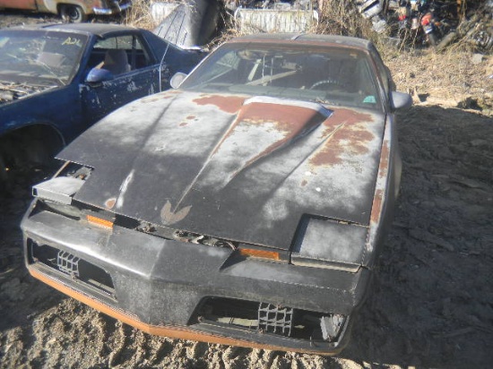 1984 Pontiac Trans-Am with T-Top & Engine