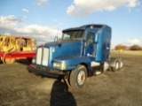 Kenworth 2004 Aero Cab Semi