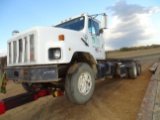 International 52600 Roll off Truck