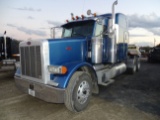 2005 Peterbilt Semi w/ Sleeper