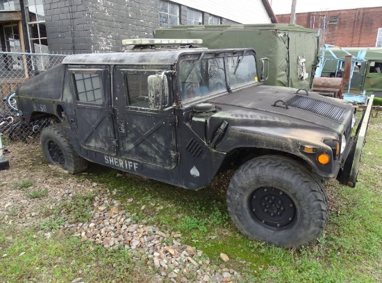 MILITARY HUMVEE