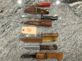 4 Knives / Bayonets