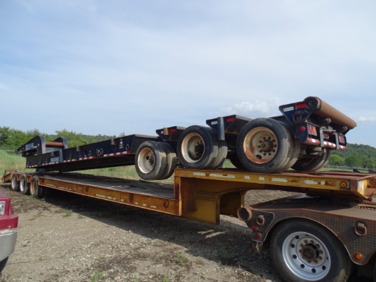Holden Triple-Axle Lowboy Trailer (Set up for a 5th Wheel, Black)