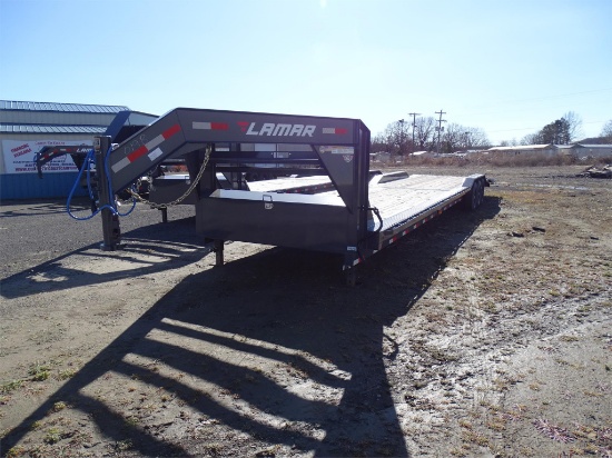 102''X40FT Lamar Gooseneck Car Hauler