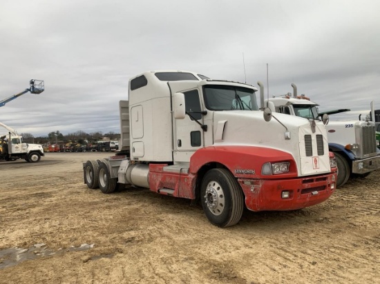 2007 KENWORTH T600 SLEEPER TRACTOR