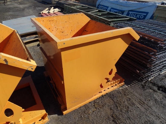 SMALL DUMPSTER