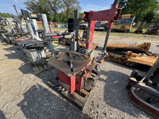 TIRE MACHINE