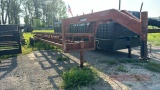 Mongoose gooseneck 6 bale hay van