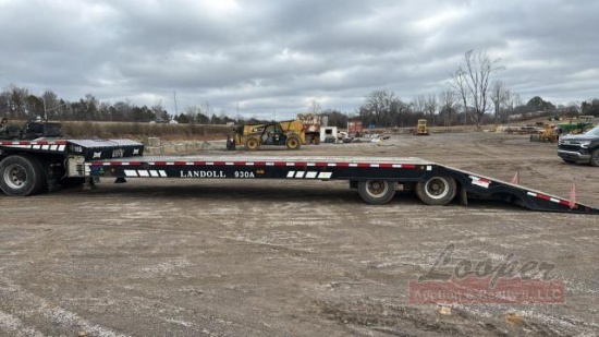 Landoll 930A  48 ft Hyrdrolic trailer