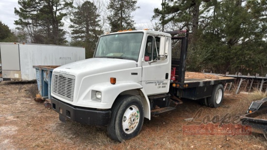 2003 Frieghtliner FL70