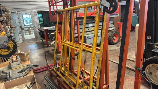 (4) 5x5 Scaffolding Sections & Parts