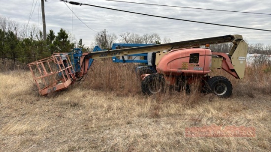 JLG 600A