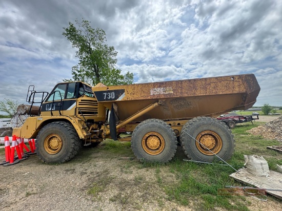 Cat 730 Off Road Truck