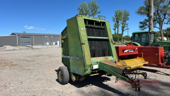 John Deere 430 Hay Baler